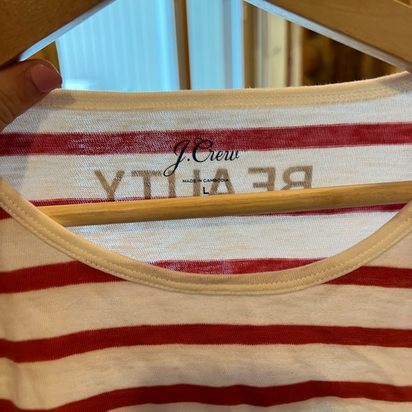 J. Crew BEAUTÉ Lightweight Relaxed Fit Long Sleeve - Picture 5 of 5